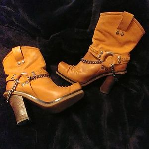 Lisa for Donald J Pline Moto Boots